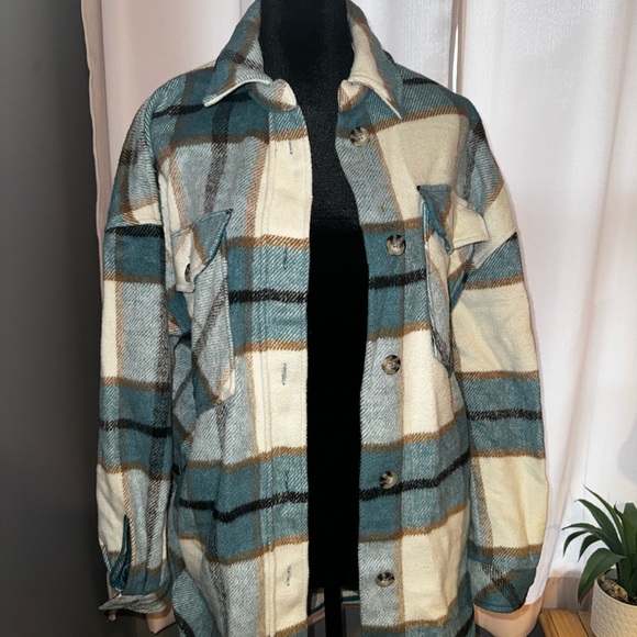 Plaid Button-Up Jacket - Picture 5 of 9